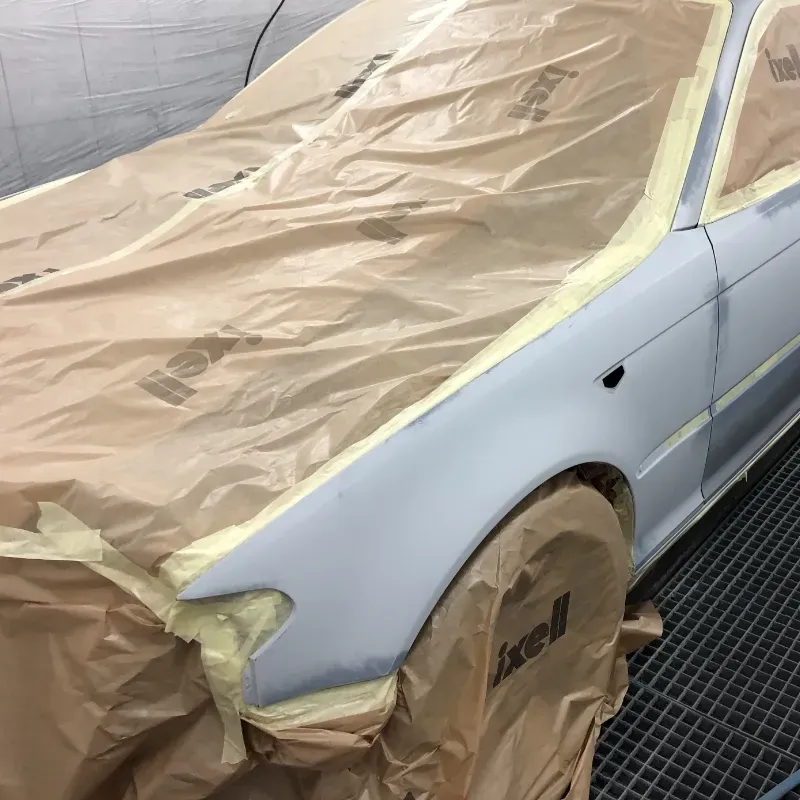 peinture carrosserie voiture avant